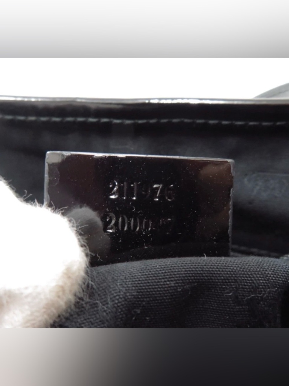 Gucci Beige GG Monogram Canvas Patent Leather Tote Bag - Picture 10 of 16